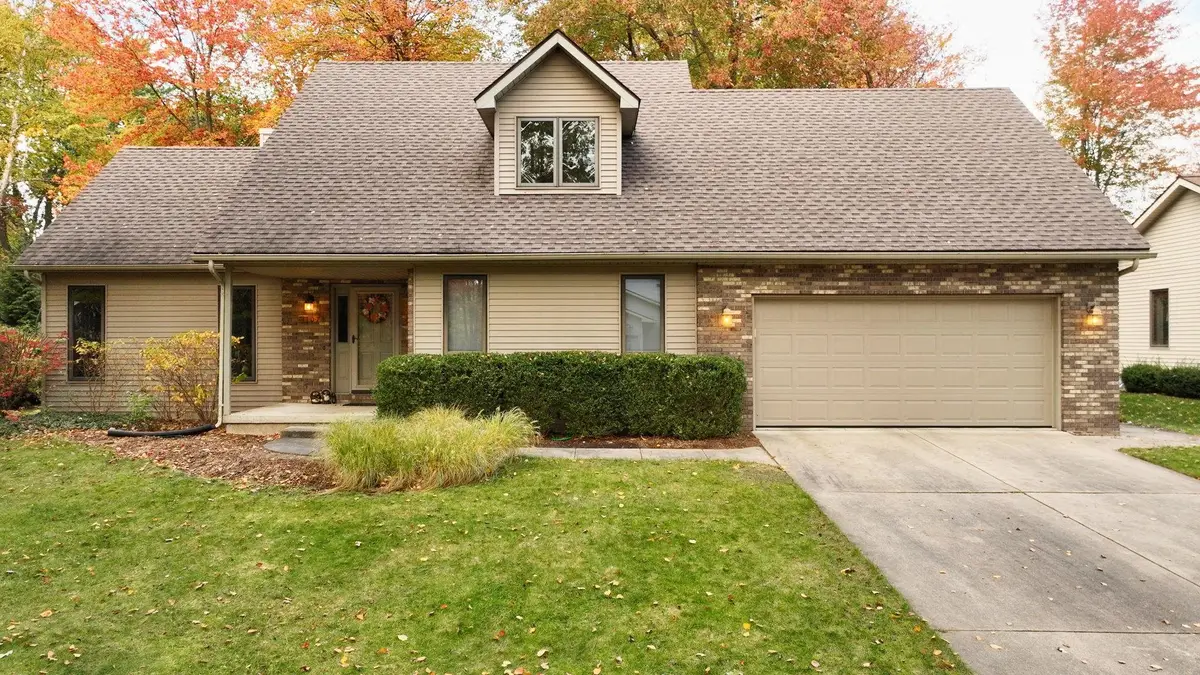 1107 Whispering Oak Drive, Midland, MI 48642 - #1