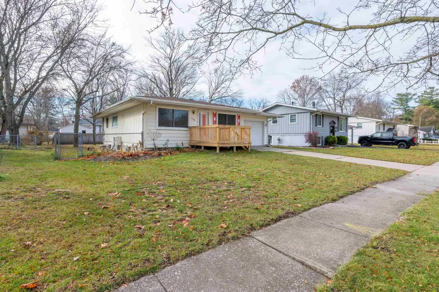 3005 Avon Street, Midland, MI 48640 - #2