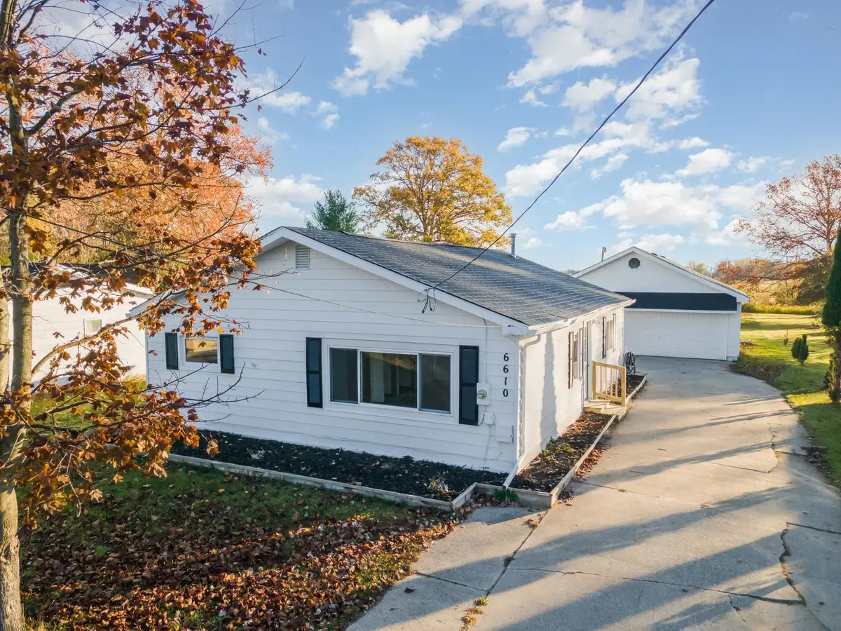 6610 Perrine Road, Midland, MI 48642 - #1