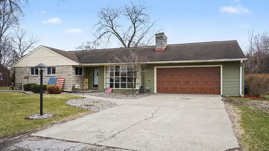 1473 Lesperance Court, Essexville, MI 48732 - #2