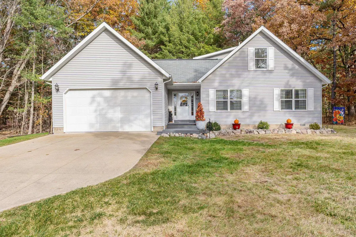 5019 Kings Way Way, Gladwin, MI 48624 - #1