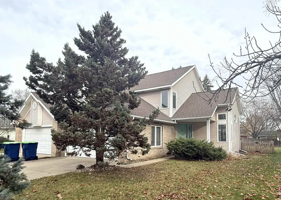 3664 N Center Road, Saginaw, MI 48603 - #2