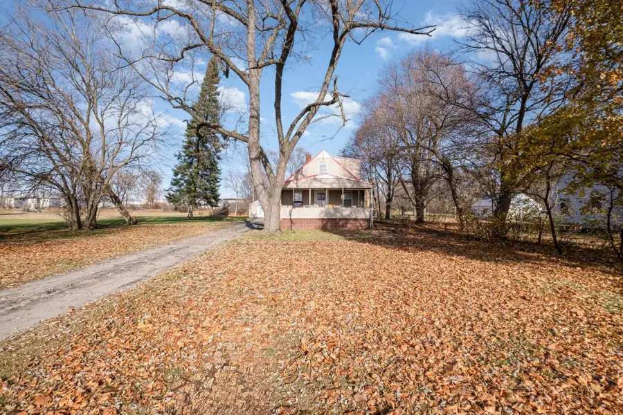 5454 Miller Road, Swartz Creek, MI 48473 - #2