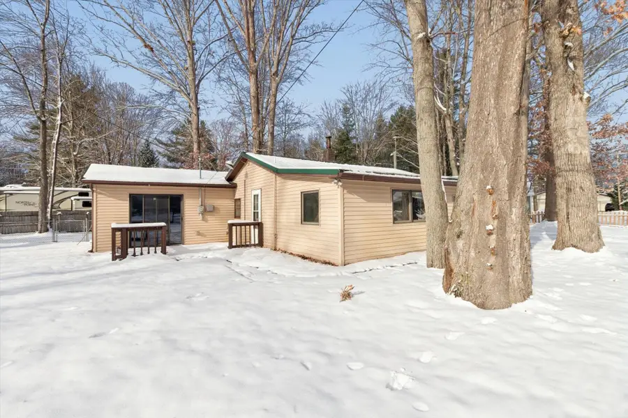 4260 Lake Drive, Beaverton, MI 48612 - #3