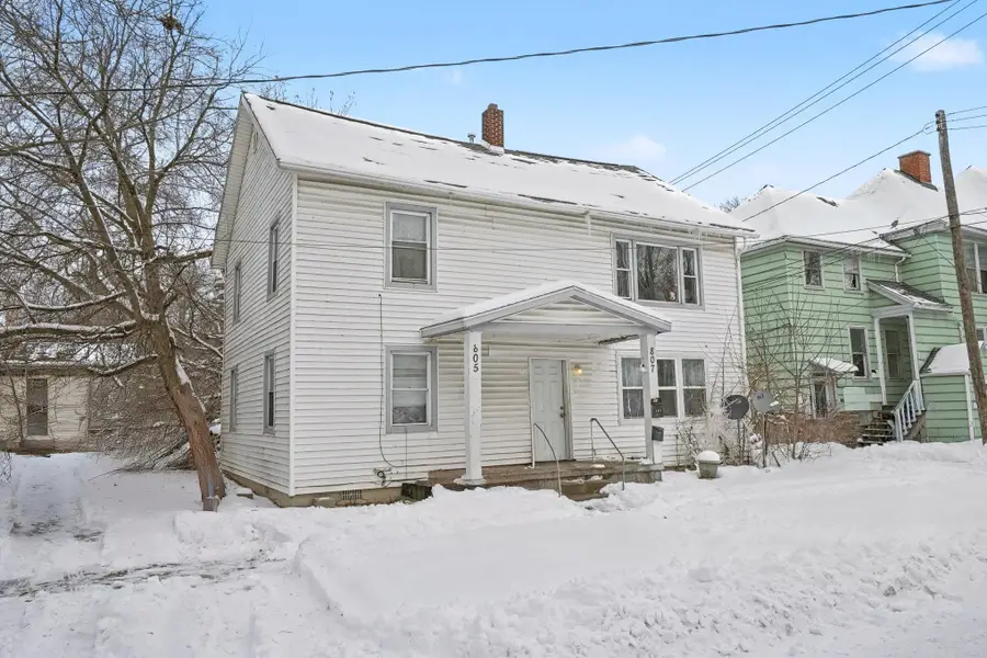 807 11th Street, Bay City, MI 48708 - #3