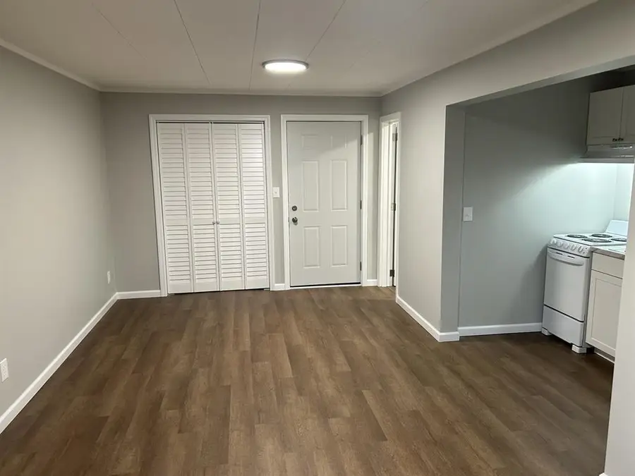 405 E Michigan Avenue, Au Gres, MI 48703 - #3