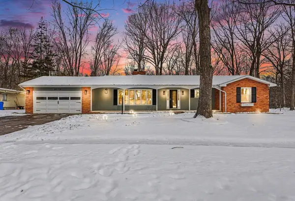 4910 Sturgeon Creek Parkway, Midland, MI 48640