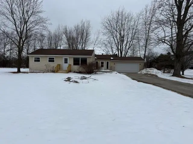 2935 E Monroe Road, Midland, MI 48642 - #1