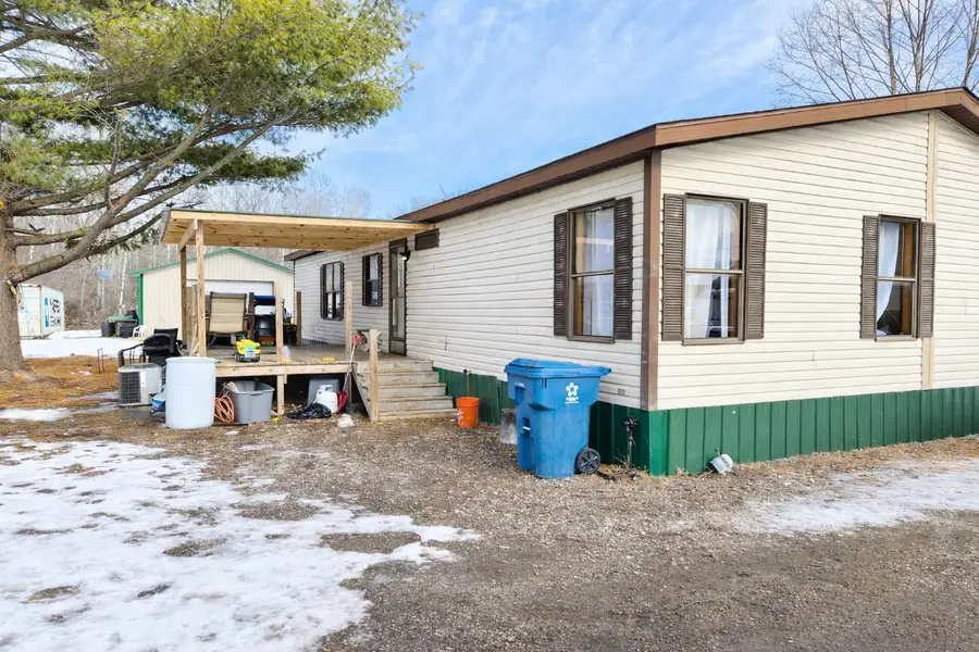 6807 N Neiner Road, Beaverton, MI 48612 - #3