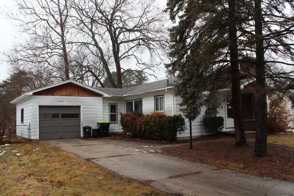 3401 Swede Street, Midland, MI 48642