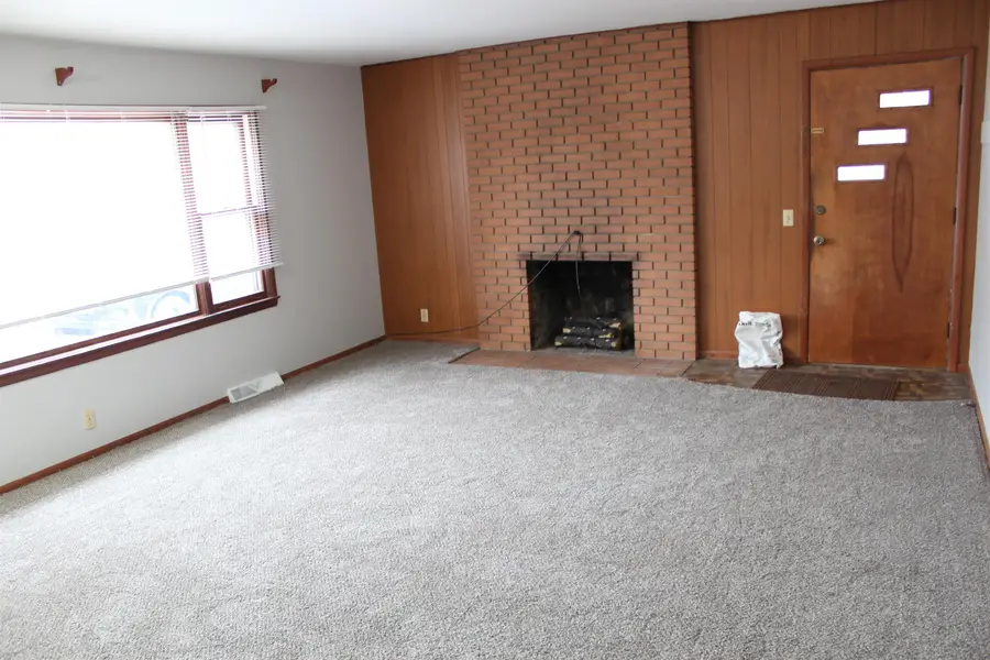 3401 Swede Street, Midland, MI 48642 - #3