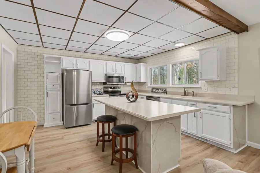 848 E Wheeler Road, Midland, MI 48640 - #2