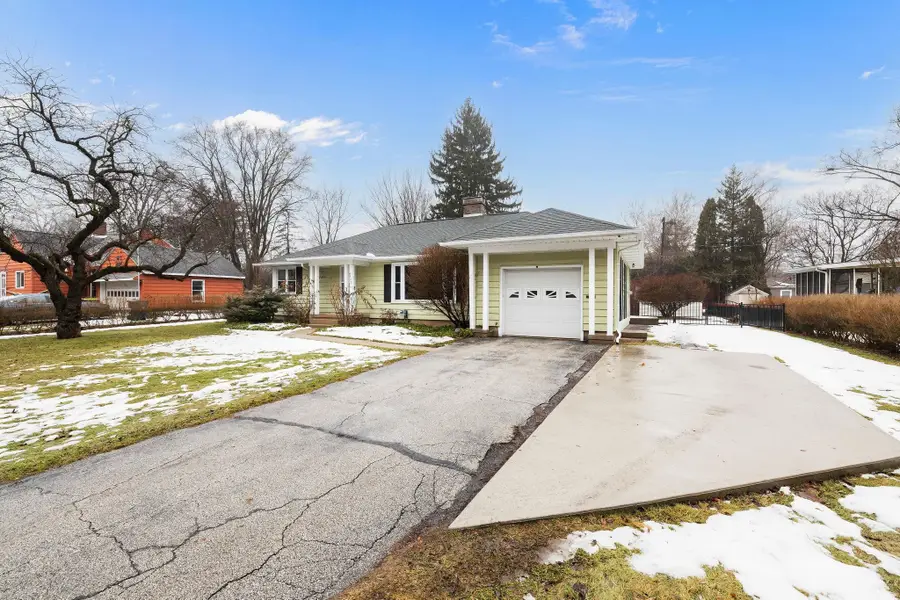 4517 Jeffeson Avenue, Midland, MI 48640 - #2