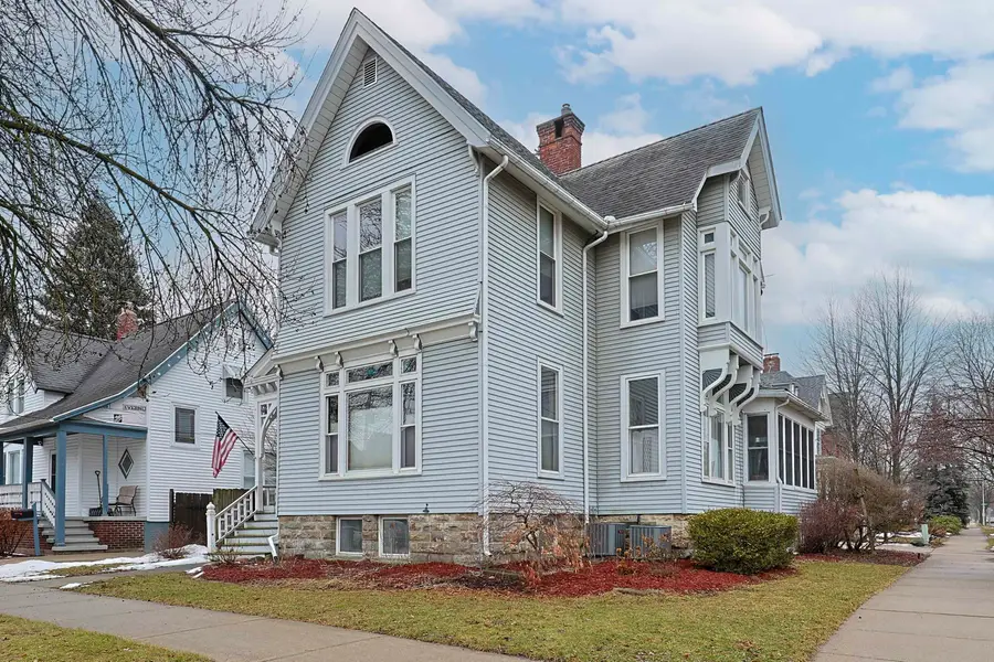 1600 5th Street, Bay City, MI 48708 - #2