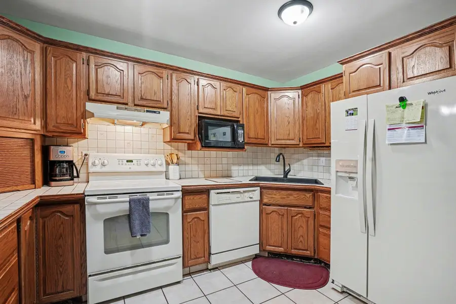 7821 Schirra Drive, Saginaw, MI 48609 - #3