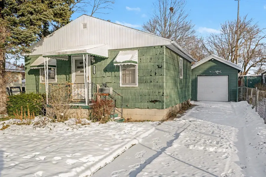 1105 S Jefferson Street, Bay City, MI 48708 - #2