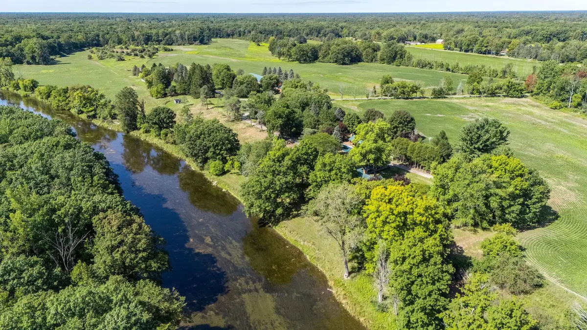 456/458 E Chippewa River Road, Midland, MI 48640 - #1