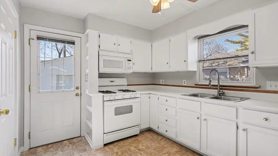 1108 Marchand Street, Bay City, MI 48706 - #3
