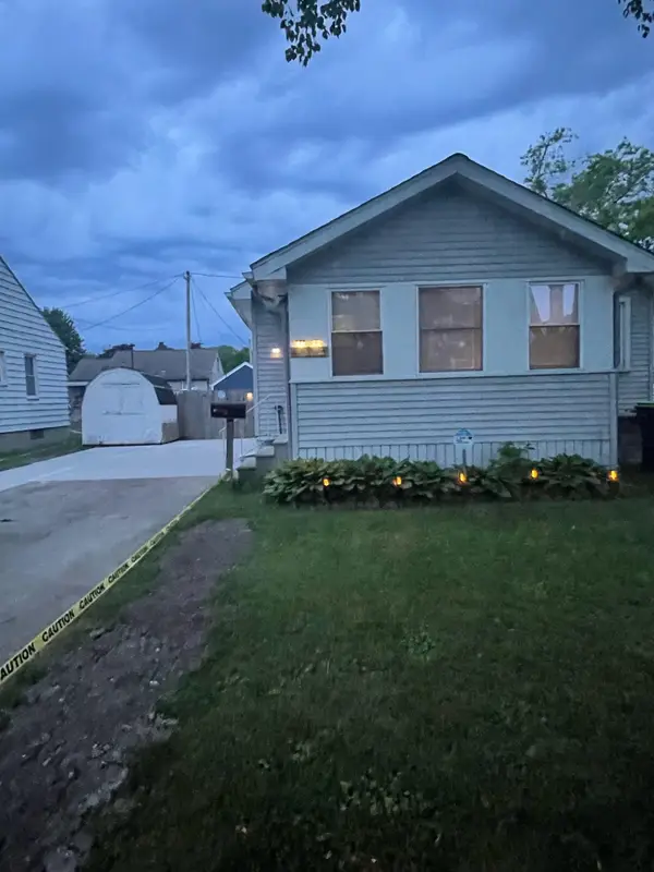 423 James Street, Bay City, MI 48706