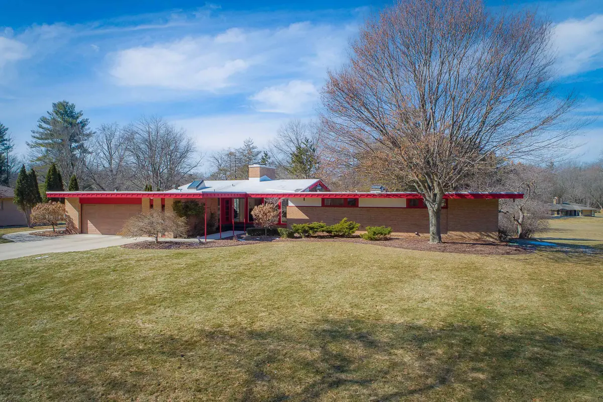 3711 Applewood Road, Midland, MI 48640 - #1