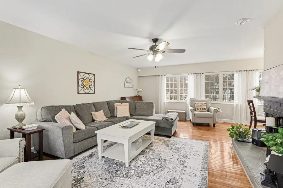 4020 Oak Court, Midland, MI 48642 - #2