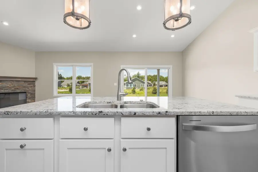 6018 Diamond View East Drive, Midland, MI 48642 - #3