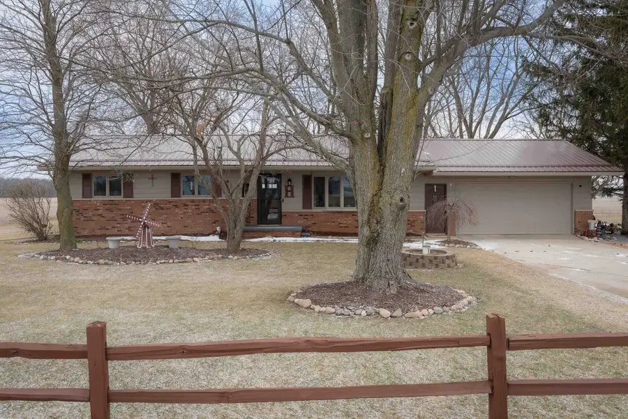 2285 S Poseyville Road, Midland, MI 48640 - #2