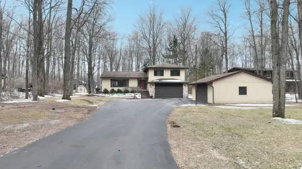 3664 E Jane Drive, Midland, MI 48642