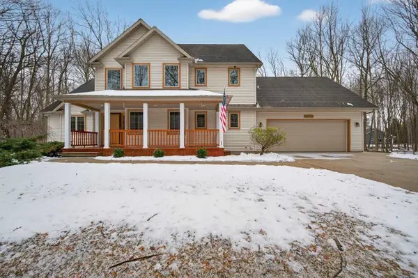 2040 Roxbury Court, Midland, MI 48642