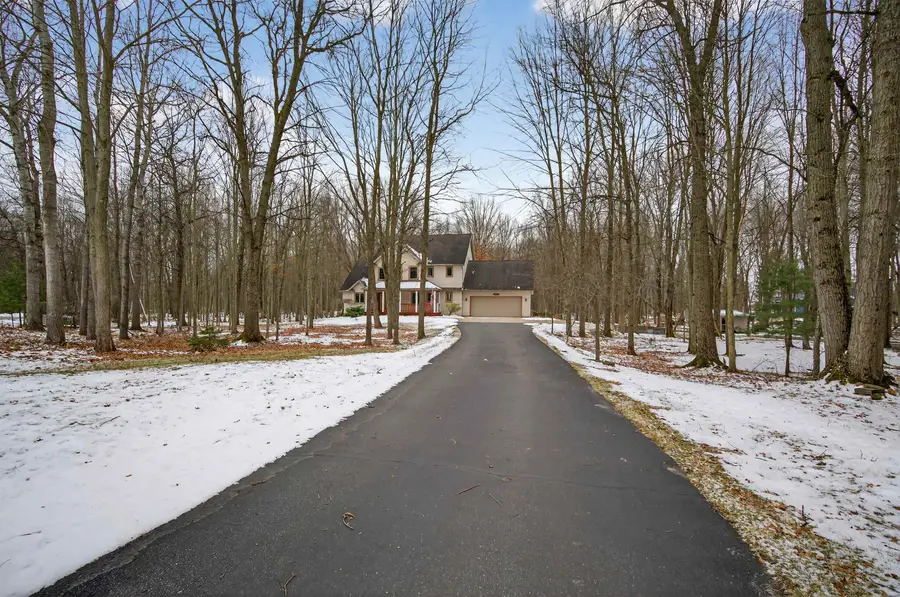 2040 Roxbury Court, Midland, MI 48642 - #3