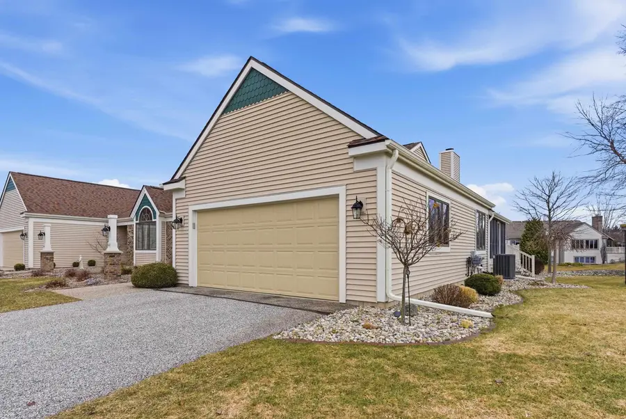 5603 Firethorne Drive, Bay City, MI 48706 - #3