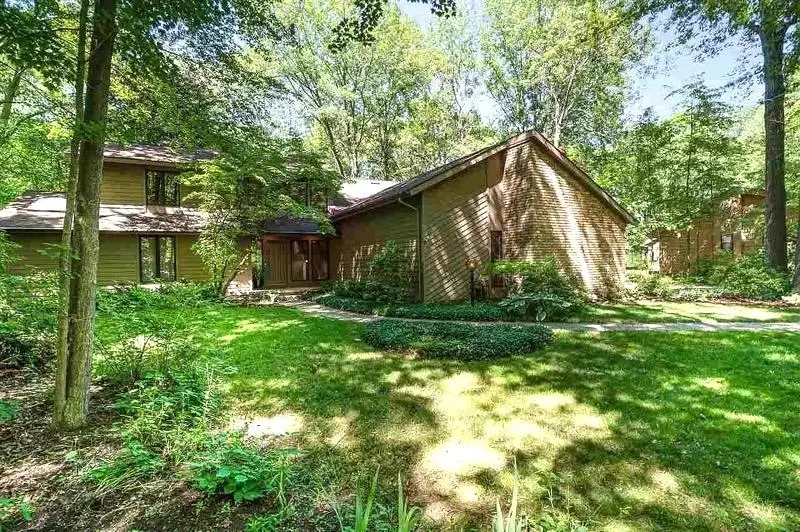 4804 Moorland Court, Midland, MI 48640 - #2