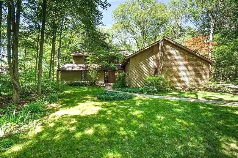 4804 Moorland Court, Midland, MI 48640 - #3