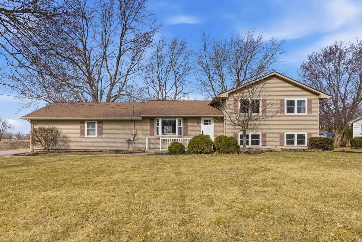 2258 S Nine Mile Road, Kawkawlin, MI 48631 - #1