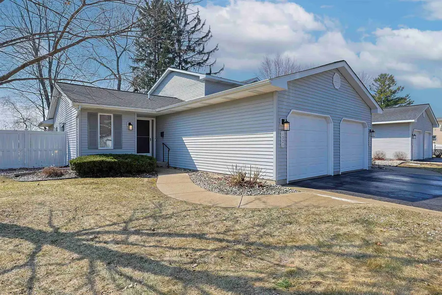 1521 Pheasant Ridge Drive, Midland, MI 48640 - #2