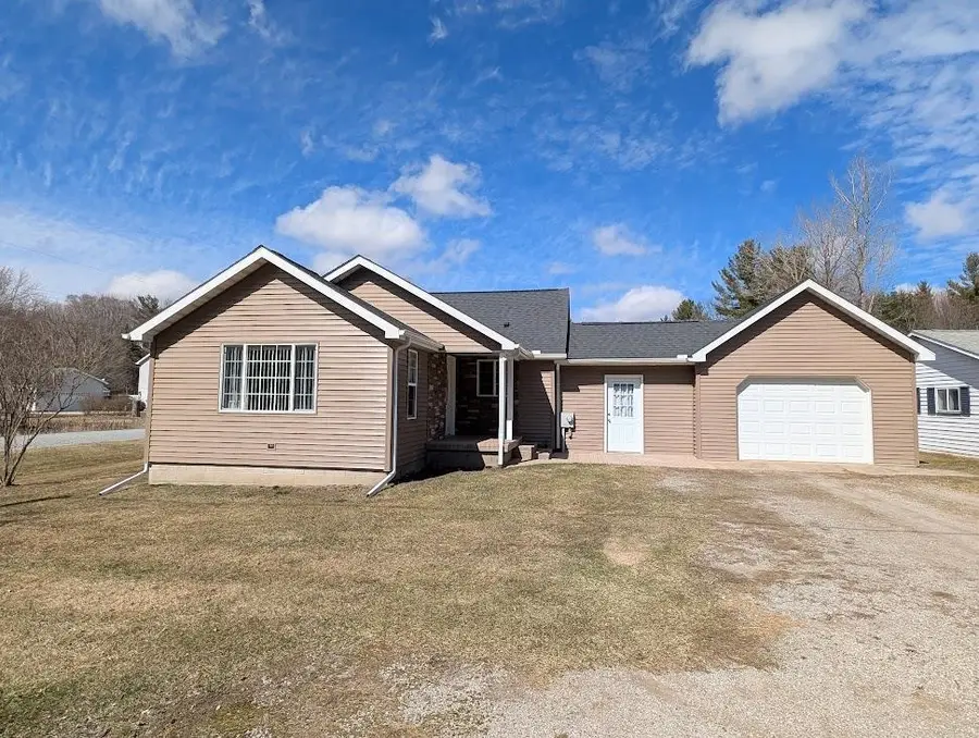11680 Freeland Road, Freeland, MI 48623 - #2