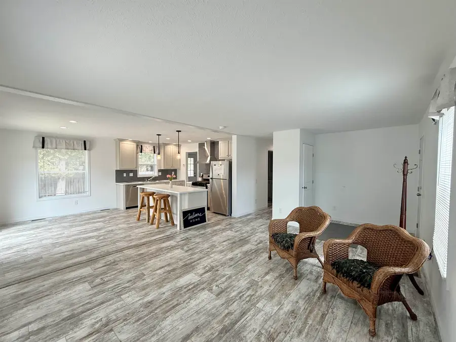 1375 Estey Road, Beaverton, MI 48612 - #2