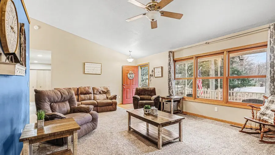 493 S Heathers Way, Midland, MI 48640 - #2