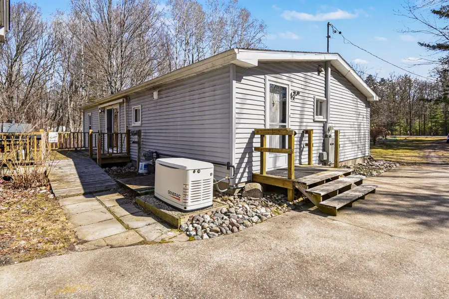 1811 N Eight Mile Street, Jerome, MI 48658 - #2