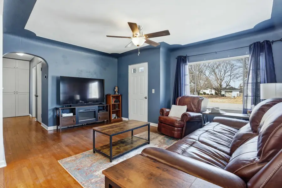 309 W Benjamin Street, Linwood, MI 48634 - #2