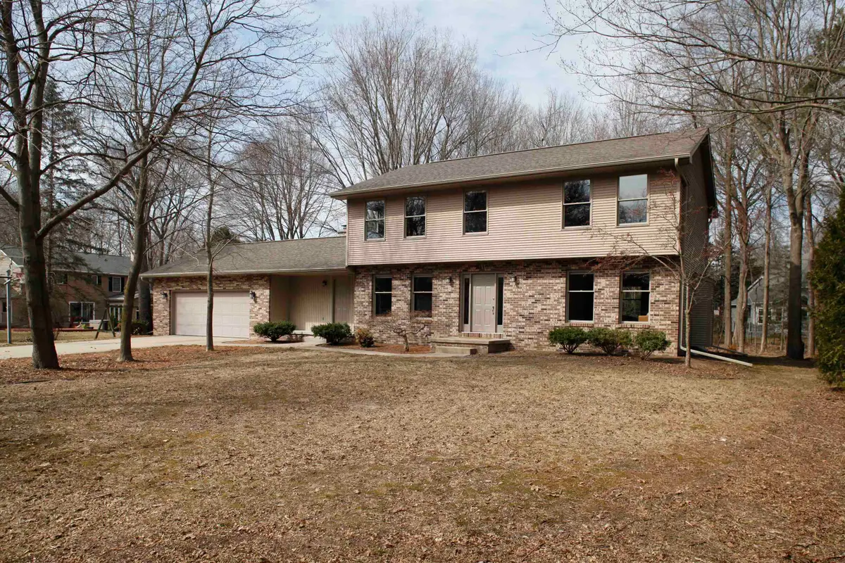 2710 Longfellow Lane, Midland, MI 48640 - #1