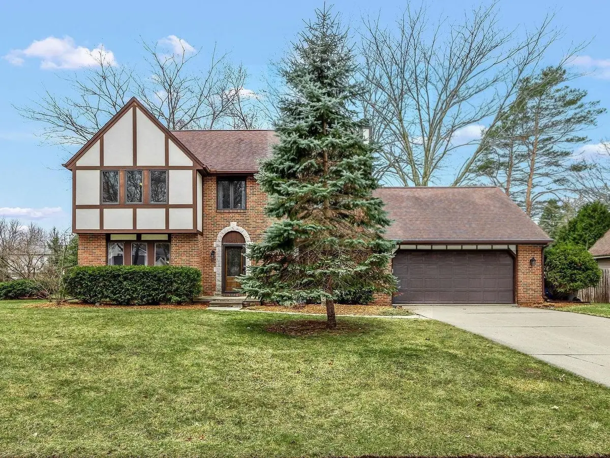 5411 Wanetah Drive, Midland, MI 48640 - #1