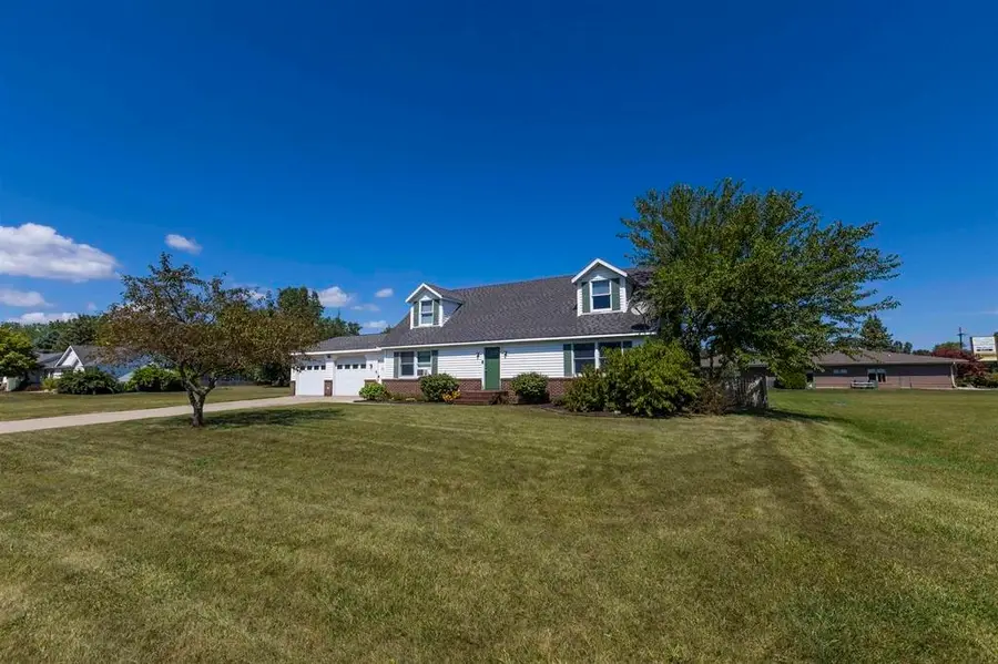 508 Glenview Court, Pinconning, MI 48650 - #3