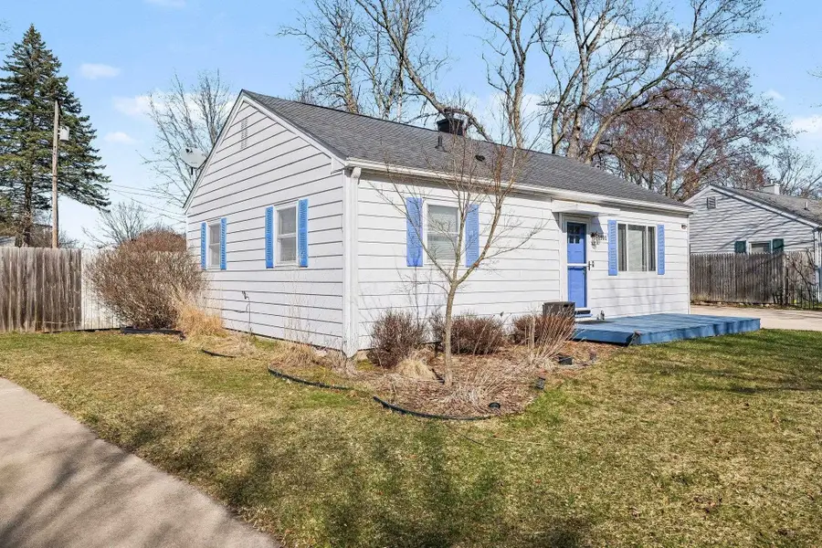 1101 Baldwin Street, Midland, MI 48642 - #2