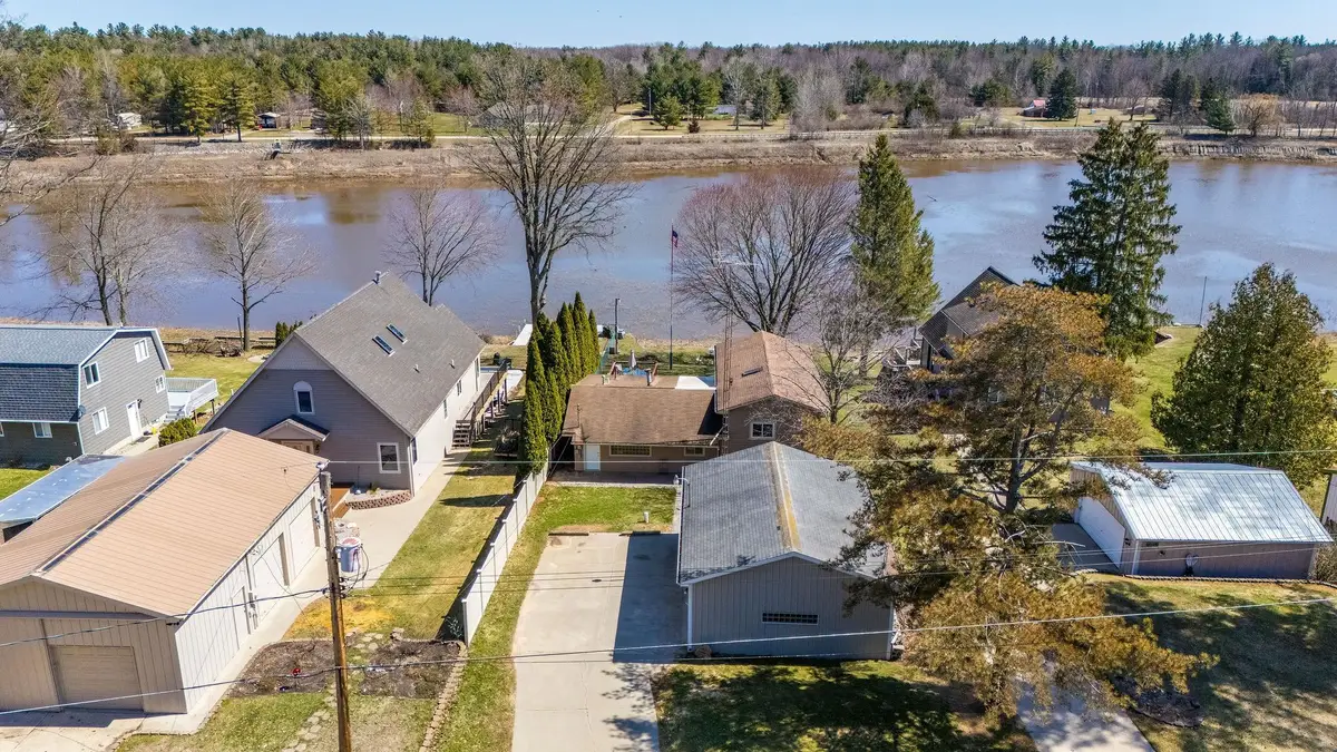 5307 Oakridge Drive, Beaverton, MI 48612 - #1