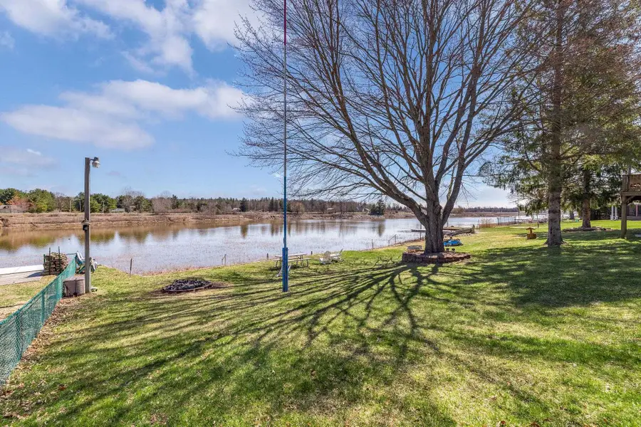 5307 Oakridge Drive, Beaverton, MI 48612 - #3