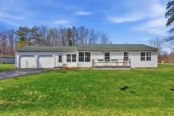 60 S Birchcrest Drive, Midland, MI 48640