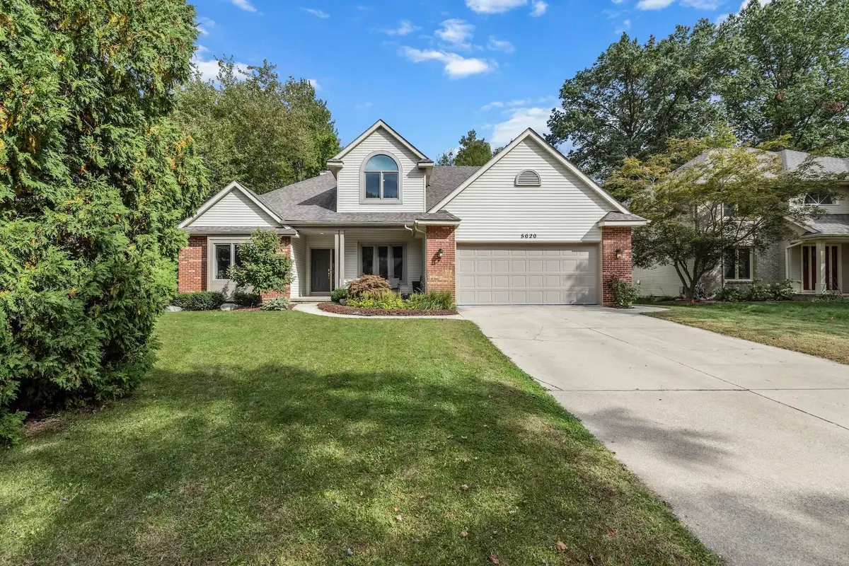 5020 Whispering Oak Circle, Midland, MI 48642 - #1
