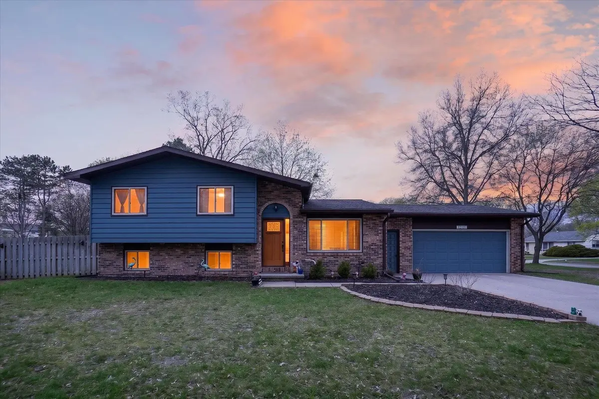 2601 Wood Court, Midland, MI 48642 - #1