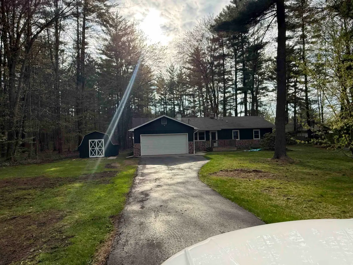 2911 N Wilson Drive, Sanford, MI 48657 - #1